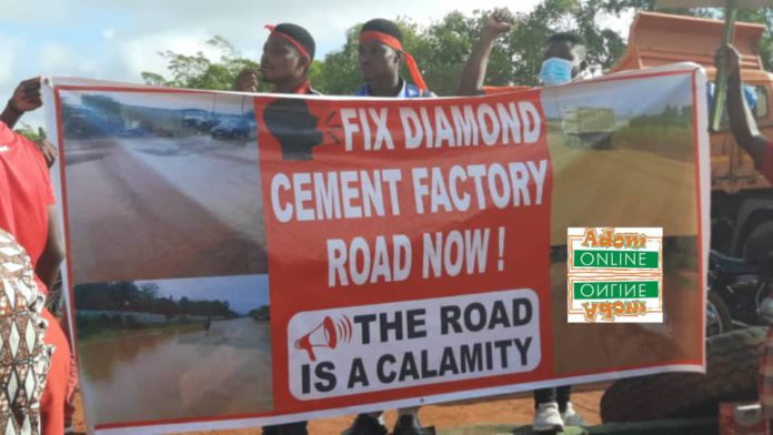Aflao Diamond Cement road demo
