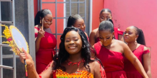 Wife of Dr Pounds and her bridesmaids