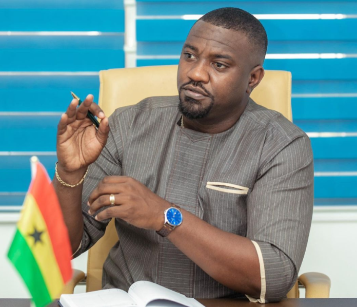 John Dumelo