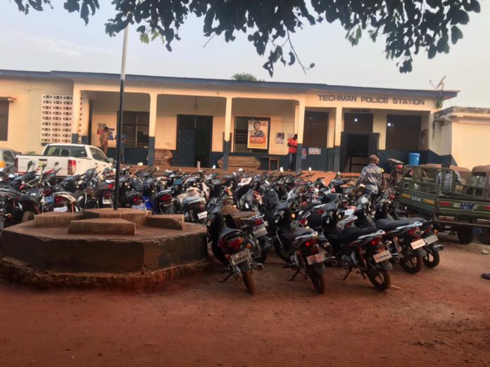 Police seizes motorbikes