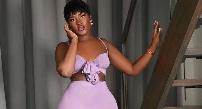 Fella Makafui fella makafui