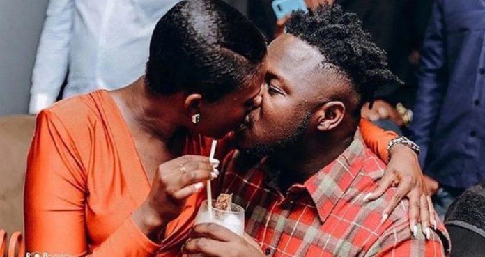 Medikal 'catching cruise' with his wife, Fella Makafui Medikal 'catching cruise' with his wife, Fella Makafui
