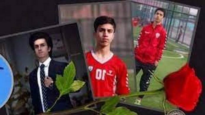 Afghan footballer falls to death from US plane in Kabul Afghan footballer falls to death from US plane in Kabul