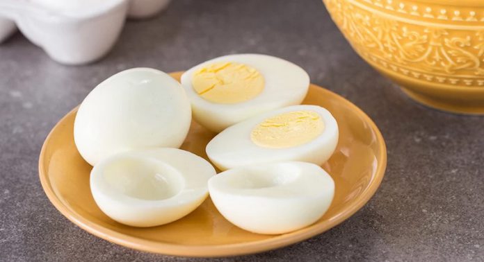 WHITE eggs WHITE eggs