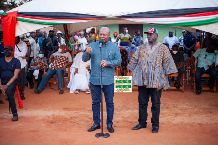 Mahama meets NDC supporters who lost livelihoods after accident in November Mahama meets NDC supporters who lost livelihoods after accident in November