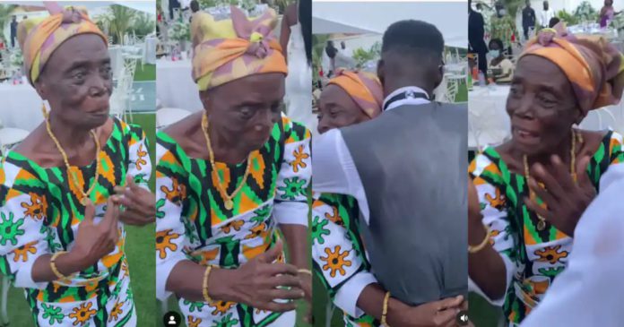 Granny-wedding