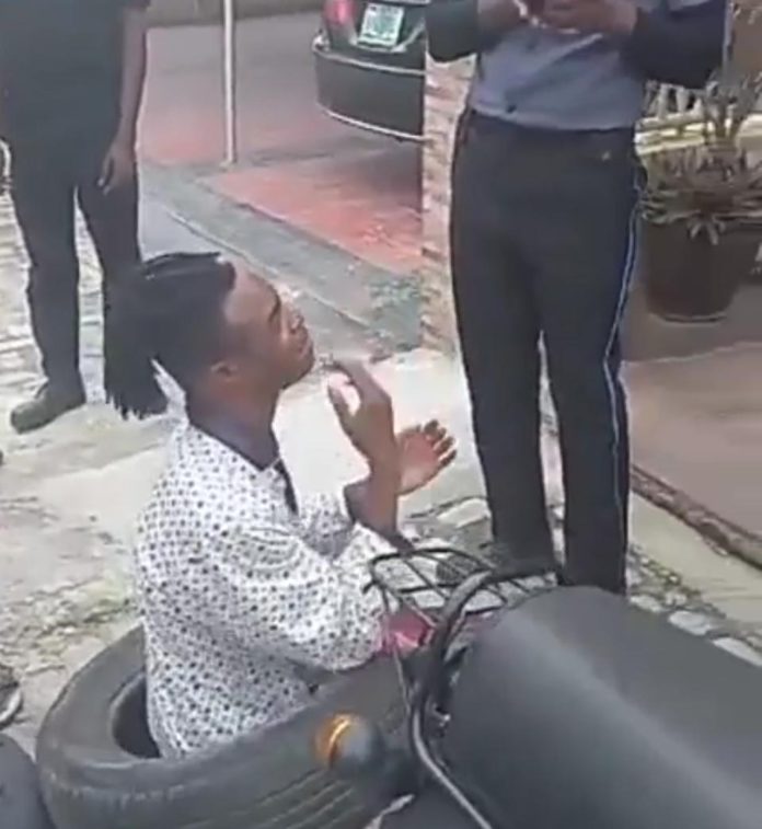 Phone thief caught after uploading his photo on owner's Whatsapp