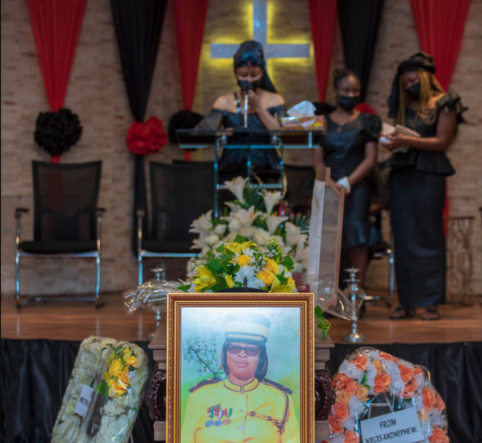 Abiana buries her mom