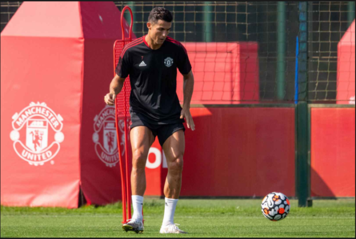 Ronaldo trains Ronaldo trains