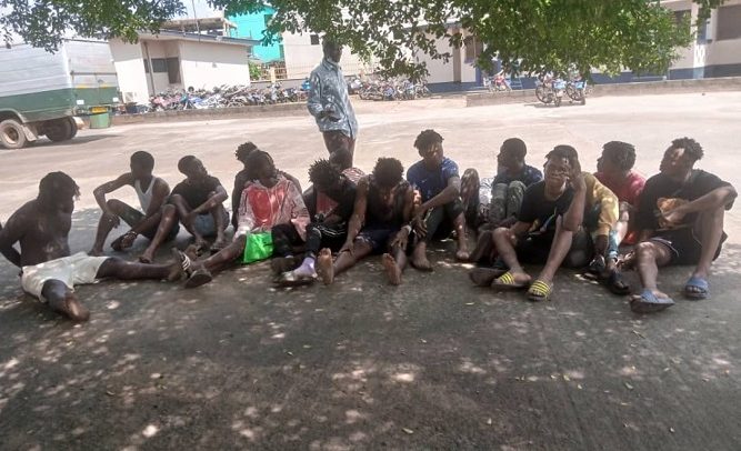 15 suspected armed robbers grabbed at Ashiaman 15 suspected armed robbers grabbed at Ashiaman
