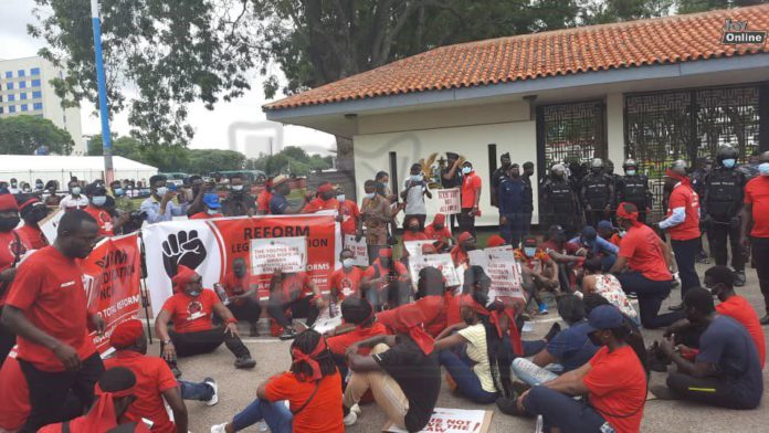 Law students demo