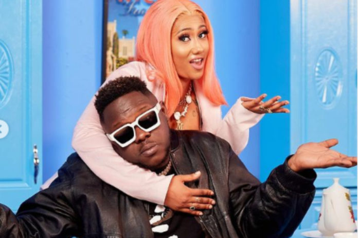 Mona4Real - Medikal