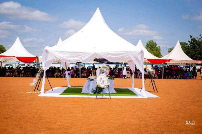 ayariga brothers bury mother