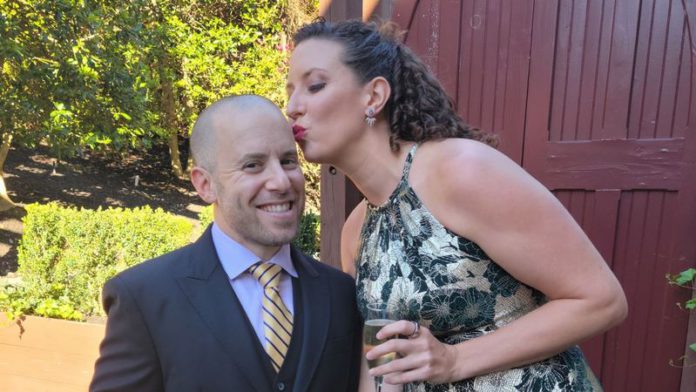 0_PAY-WOMAN-TALLER-THAN-FIANCE (Copy)