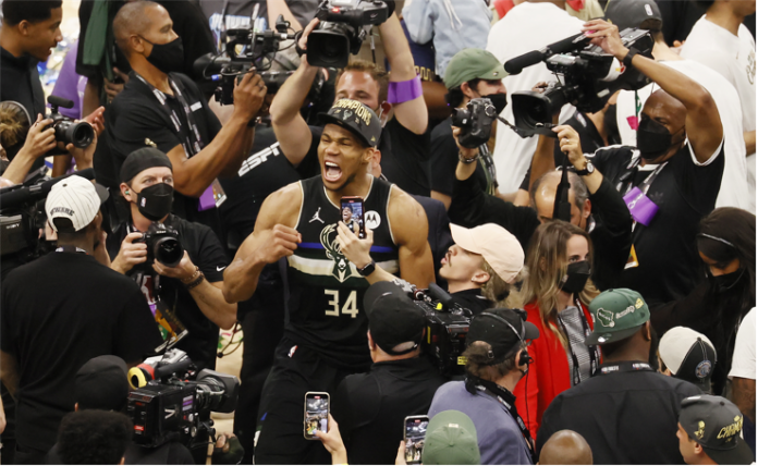 Giannis Antetokounmpo Giannis Antetokounmpo