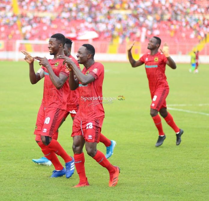 Kotoko celebrate Asante Kotoko celebrate