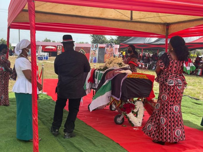 Ama-Benyiwa-Doe-funeral