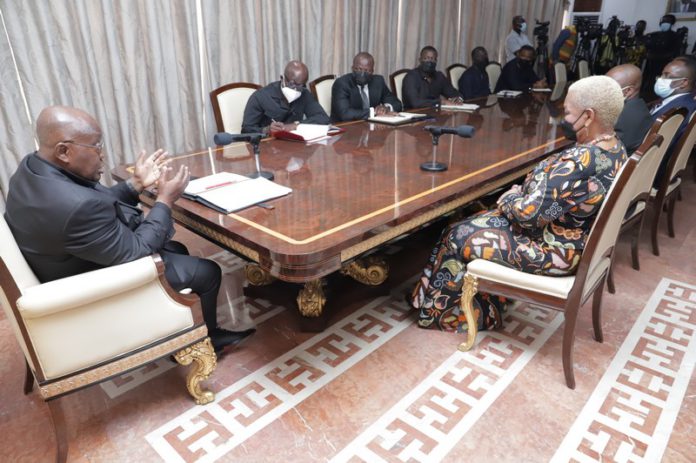 President Akufo-Addo addressing Apiate Fundraising Committee when they paid a courtesy call on him at the Jubilee House (Copy)
