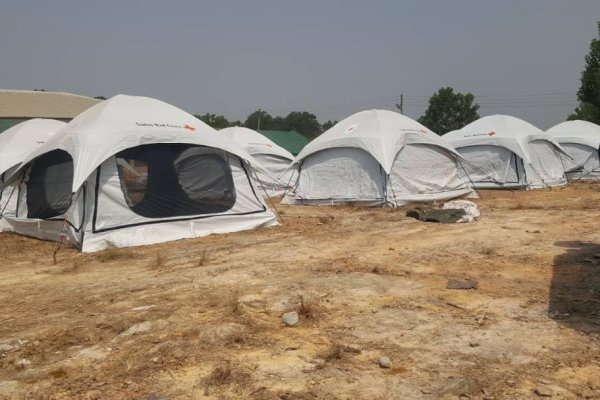 Apeatse tent