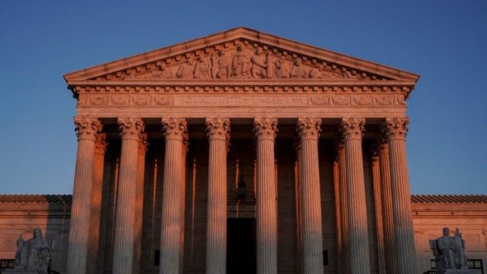 US-Supreme-Court-754x424 (Copy) source - BBC The Supreme Court is currently split between six conservatives and three liberals
