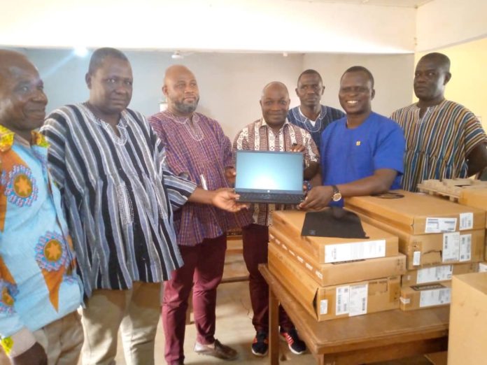 Krachi Nchumuru MP donates laptops, printers to constituency