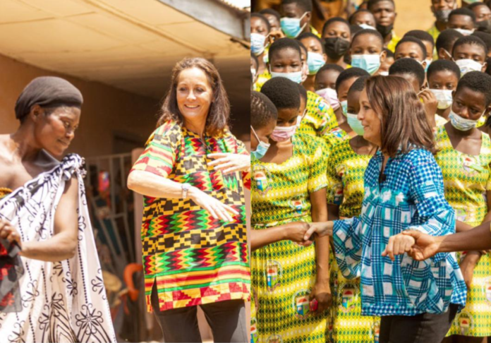 French ambassador enstooled as ‘Nkosuohemaa’ in Begho; visits Twene Amanfo SHS during ‘Thank You’ tour French ambassador enstooled as ‘Nkosuohemaa’ in Begho; visits Twene Amanfo SHS during ‘Thank You’ tour