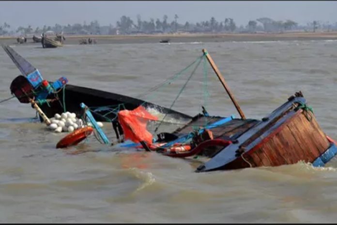 BOAT-CAPSIZE