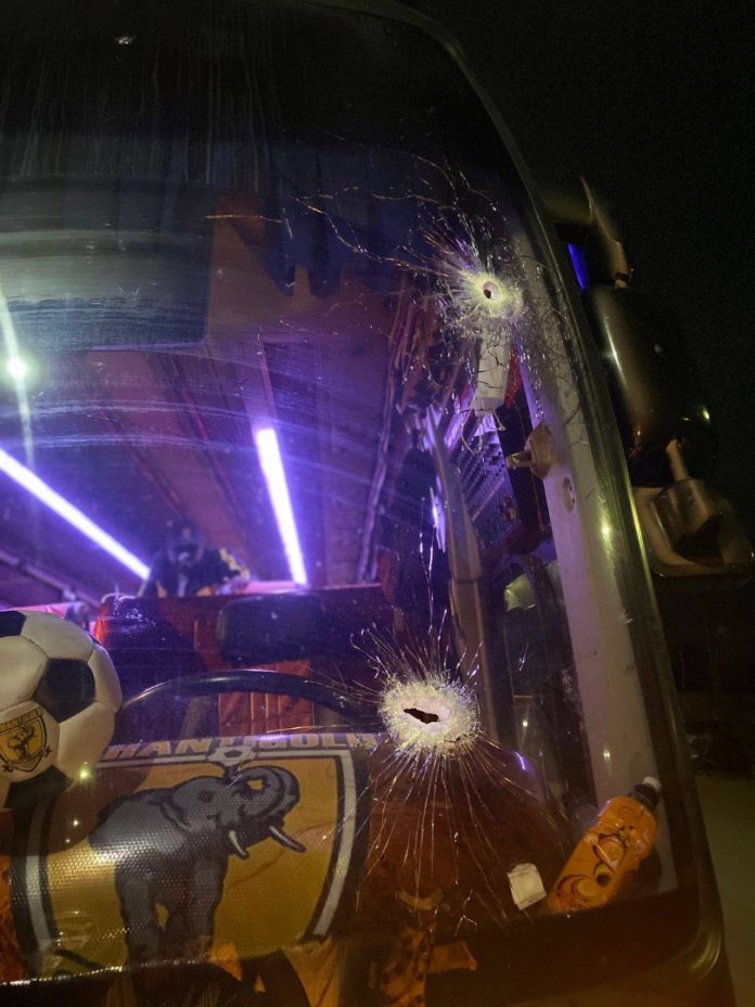 armed robbers attack Ashanti Gold club bus