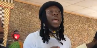 Stonebwoy gives a speech in Ghana Town, Zambia