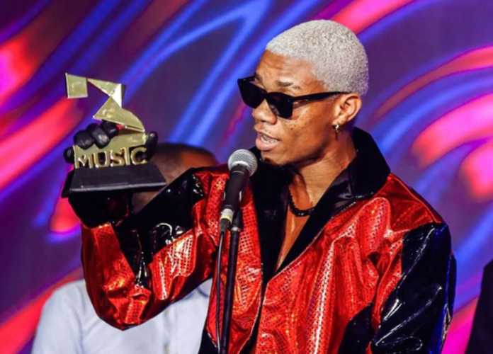 Kidi wins Artiste of the Year at 3Music Awards 2022 Kidi wins Artiste of the Year at 3Music Awards 2022