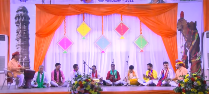 mini_Holi 1