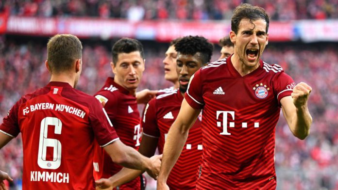Leon Goretzka celebrates after team-mate Robert Lewandowski's goal for Bayern Munich during the Bundesliga match between Bayern Munich and Borussia Dortmund at Allianz Arena on April 23, 2022 in Munich, Germany Image credit: Getty Images Leon Goretzka celebrates after team-mate Robert Lewandowski's goal for Bayern Munich during the Bundesliga match between Bayern Munich and Borussia Dortmund at Allianz Arena on April 23, 2022 in Munich, Germany Image credit: Getty Images