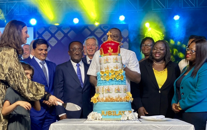 Queens-birthday-1-676x424