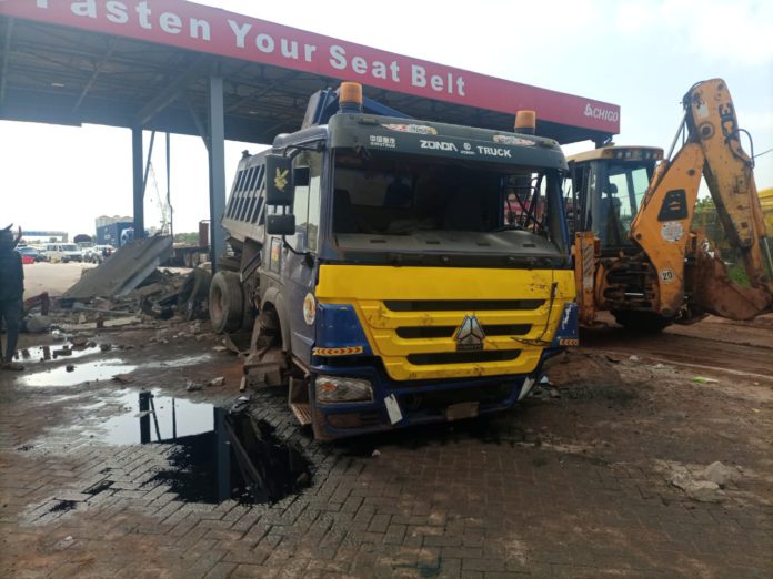 Truck Tema Motorway