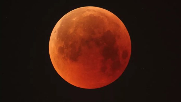 Lunar eclipse