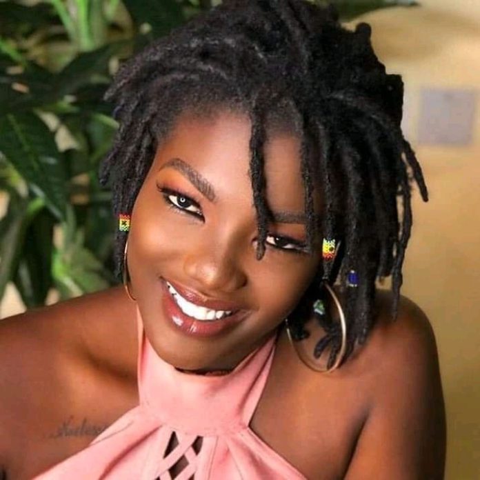 iOna Reine