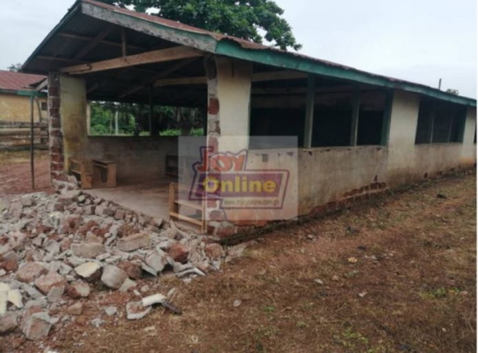Amanin-School-2-573x424 (Copy)
