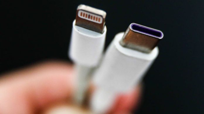 Common Charging Cable / Credit: GETTY IMAGES