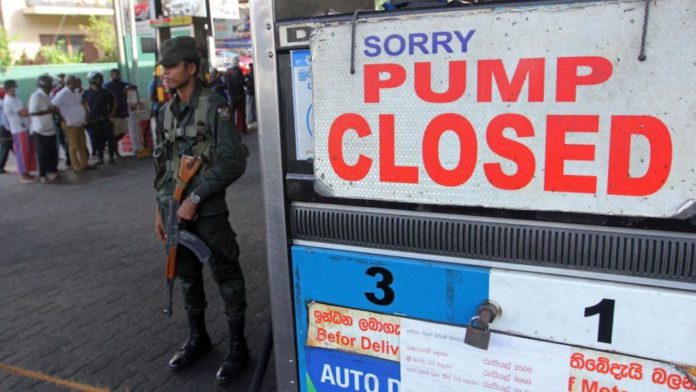 Sri Lanka fuel ban / Credit: GETTY IMAGES