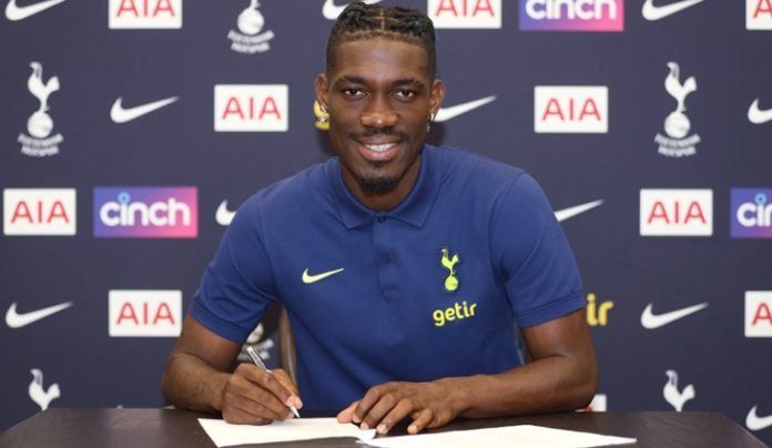 Yves signs for Spurs/ Credit @SpursOfficial Twitter Yves signs for Spurs/ Credit @SpursOfficial Twitter