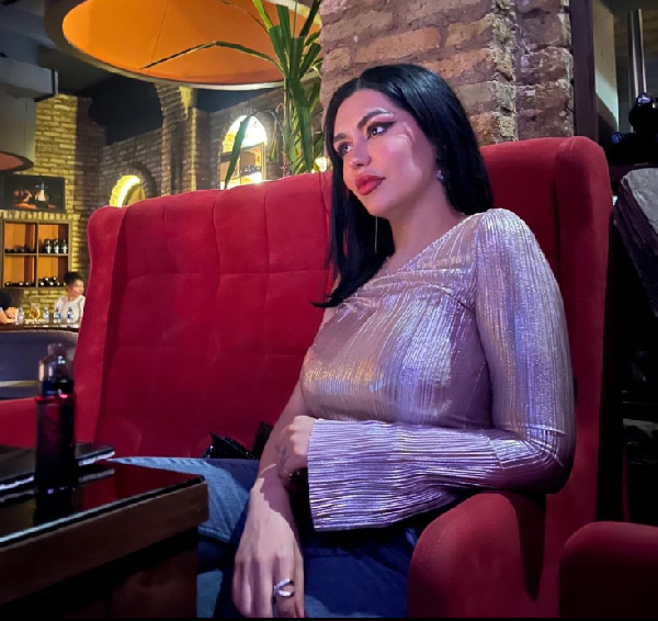 Sara Bella Sara Bella