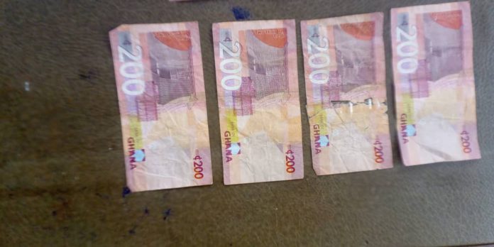Fake currencies