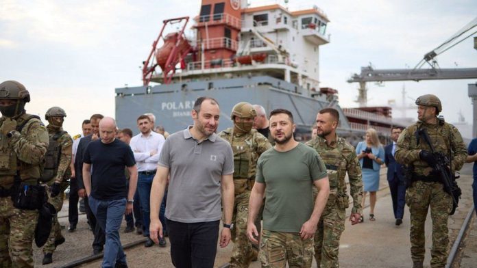 First grain to be exported / Credit: TELEGRAM/ZELENSKY