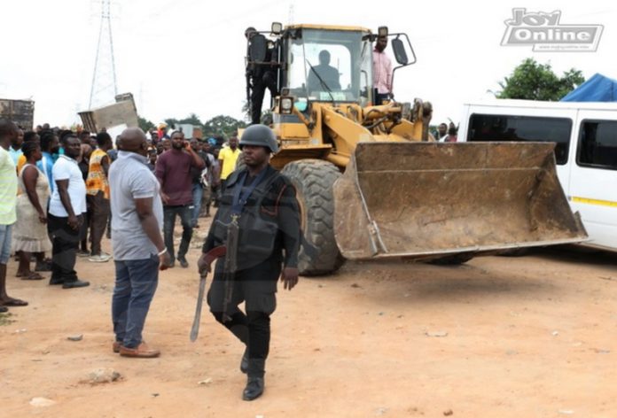 GRIDCo-Demolition-Bawaleshie-8-625x424 (Copy)