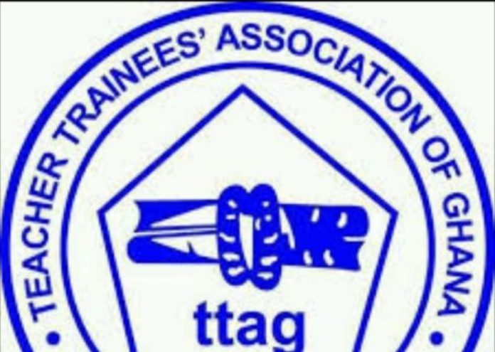 Teacher-Trainees-596x424 (Copy)