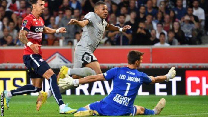 Kylian Mbappe scored a hat-trick as PSG made it three wins from their opening three games in Ligue 1 Kylian Mbappe scored a hat-trick as PSG made it three wins from their opening three games in Ligue 1
