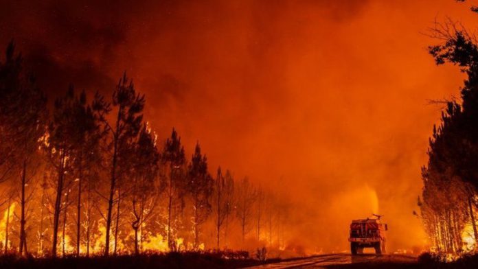 France wildfire / Credit: EPA