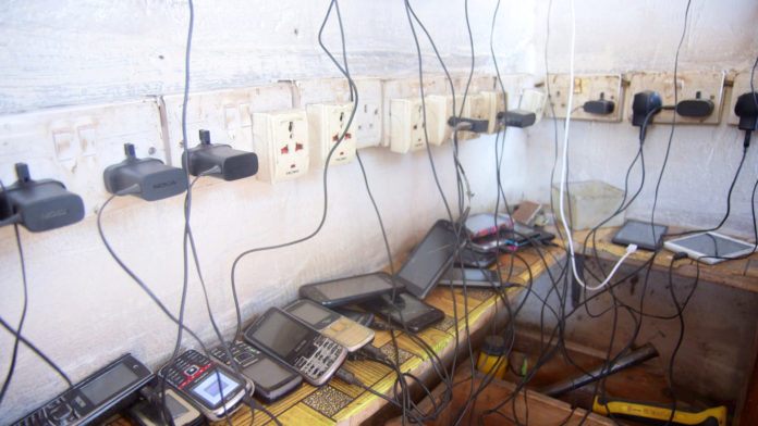 Phone charging business