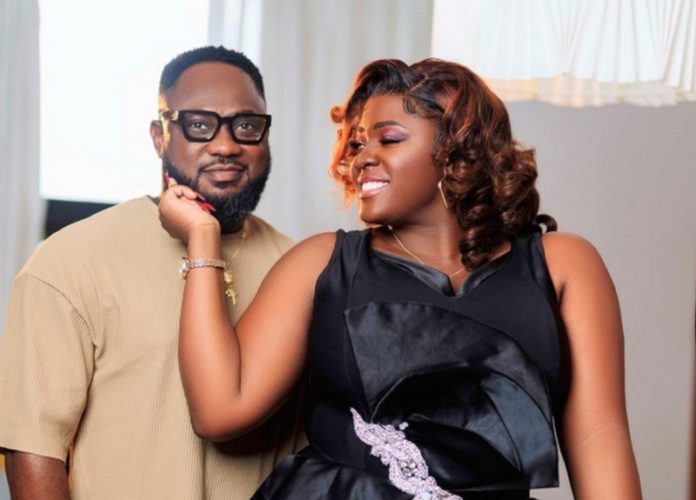 Tracey-Boakye-and-husband-Frank-Badu-Ntiamoah-590x424 (Copy) (Credit: @tracey_boakye. Photo by: @fotosby_tuesdae) (Credit: @tracey_boakye. Photo by: @fotosby_tuesdae)
