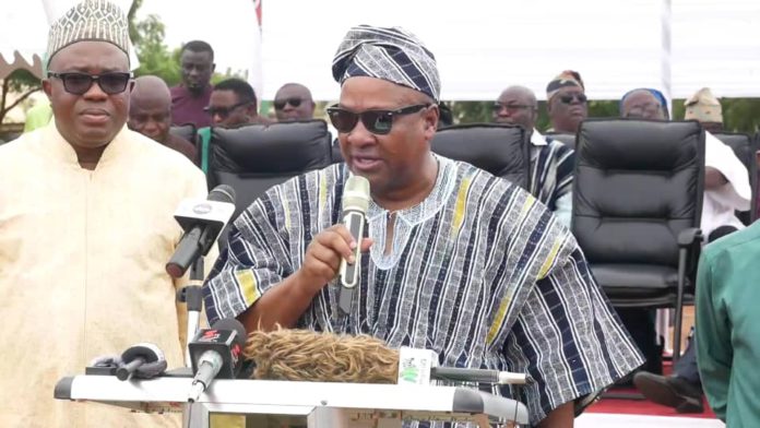 Mahama at Alhaji Mobila's funeral